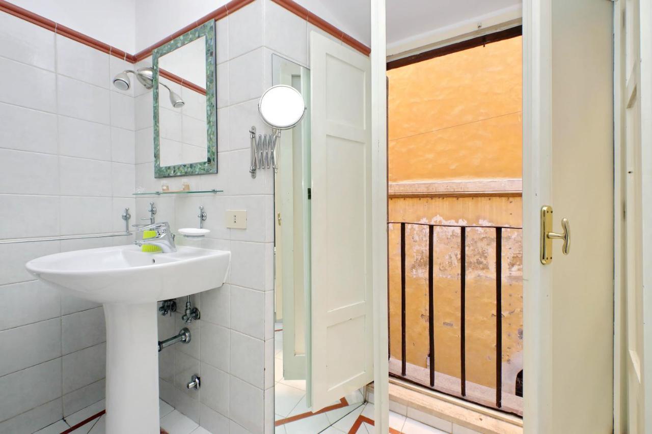 Apartmán Cappellari Řím Exteriér fotografie